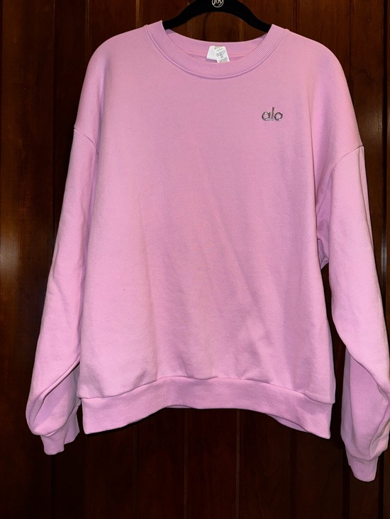 ALO Yoga Tops - alo Candy Heart Pink Crewneck Sweatshirt in Size Medium. Washed but not worn.